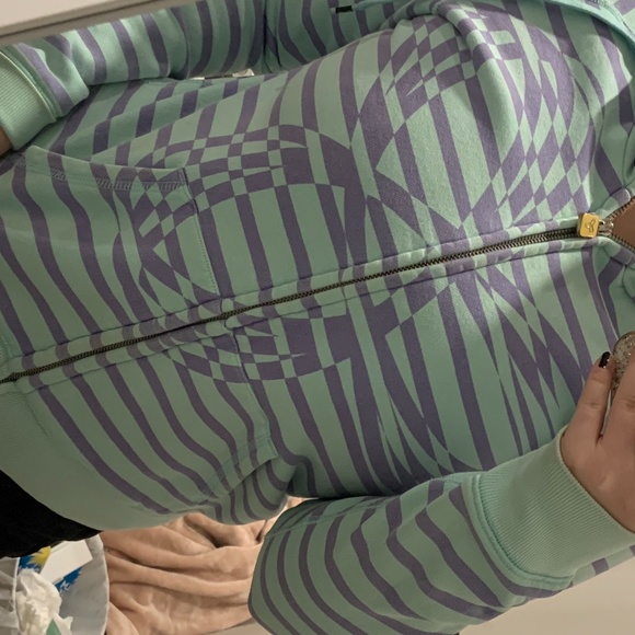 TNA blue/purple striped zip-up - Picture 6 of 6